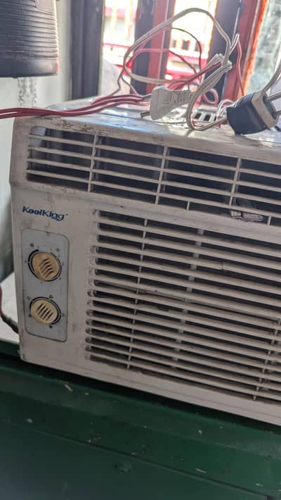 KooLKING 0.5 Half ton invert window AC