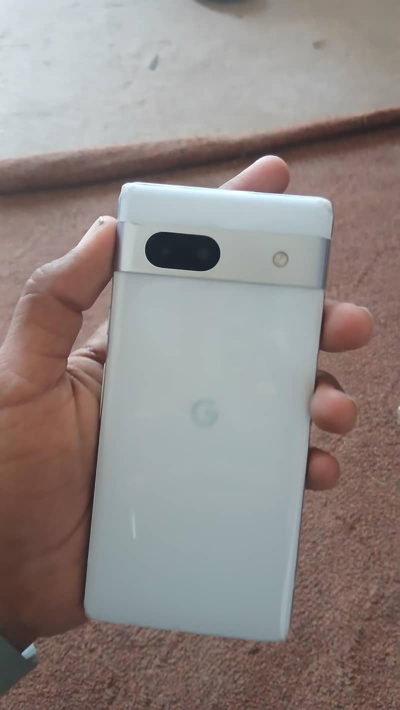 Google Pixel 7a 1