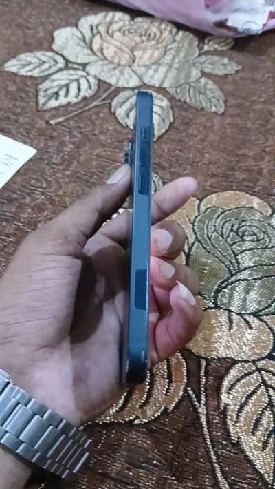 Apple iPhone 14