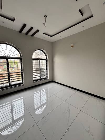 5 Marla Brand New House for Sale in Etihad Town Phase 1 Lahore | Modern House | City Line Property