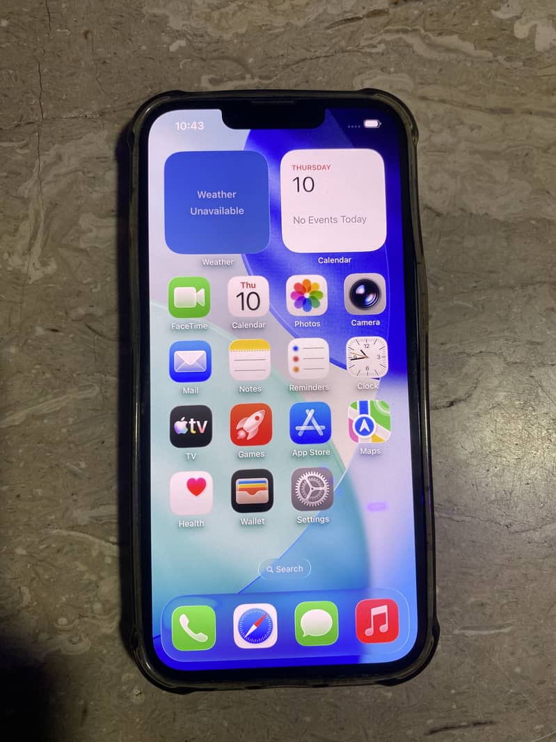 Apple iPhone 13 5