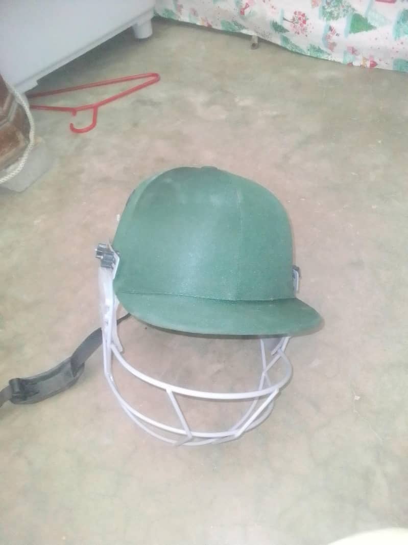 helmet 0