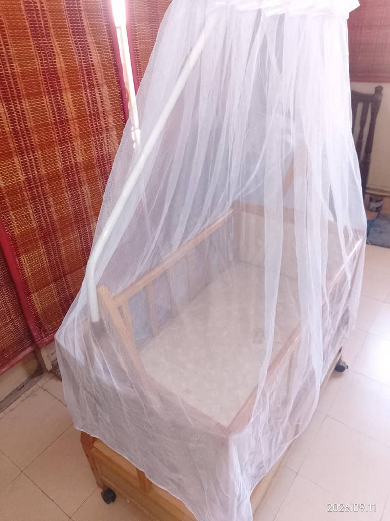 baby cot 3