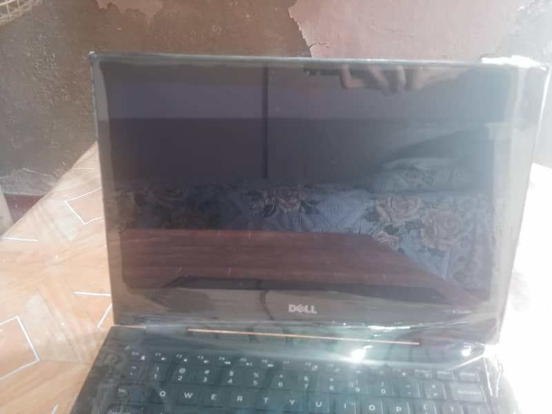 Dell i3 8th generation touch screen 0