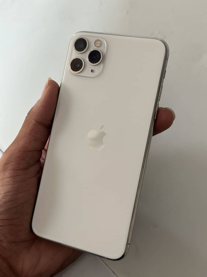 Apple iPhone 11 Pro Max 6