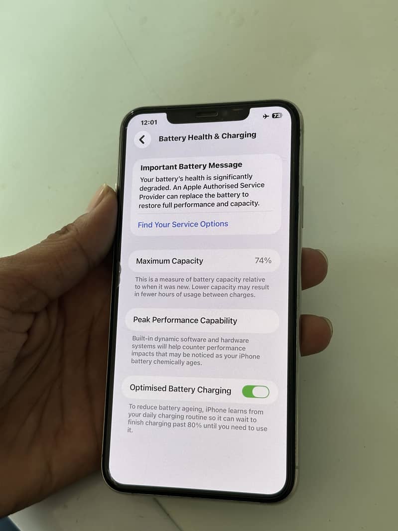 Apple iPhone 11 Pro Max 10