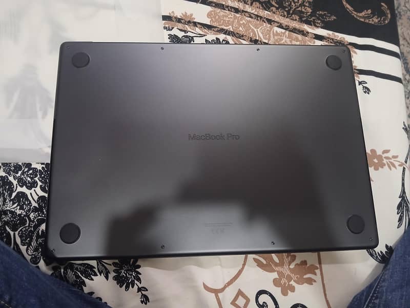 Macbook Pro M5 Pro Chip 3
