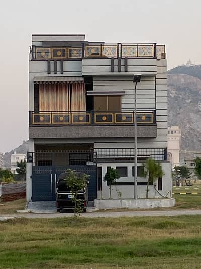 A-BLOCK, FAISAL HILLS ISLAMABAD, TOP LOCATION PLOT FOR SALE