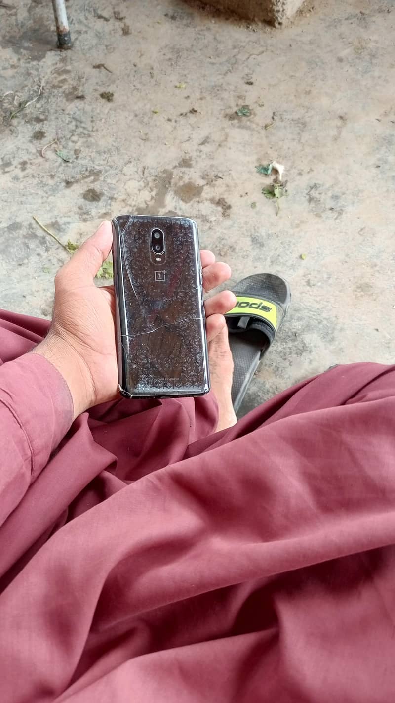 One Plus 6T 1