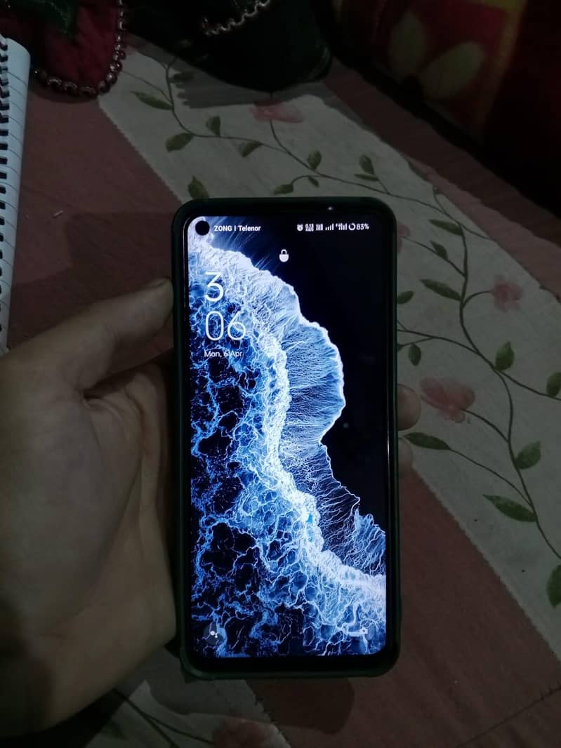 Oppo A96 0