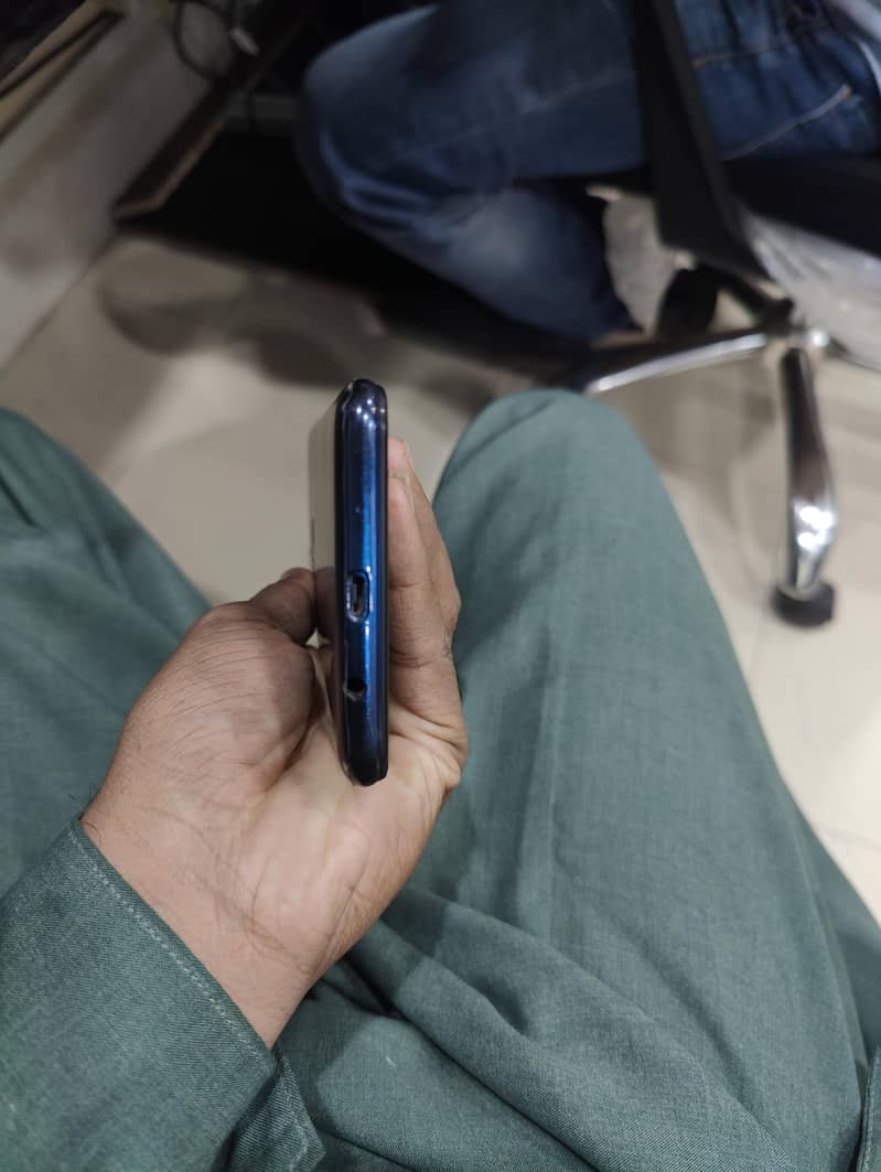 Tecno Pova 5