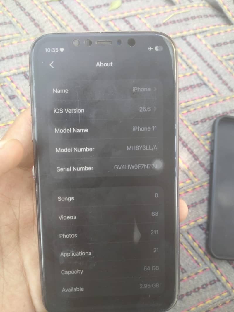 Apple iPhone 11 3
