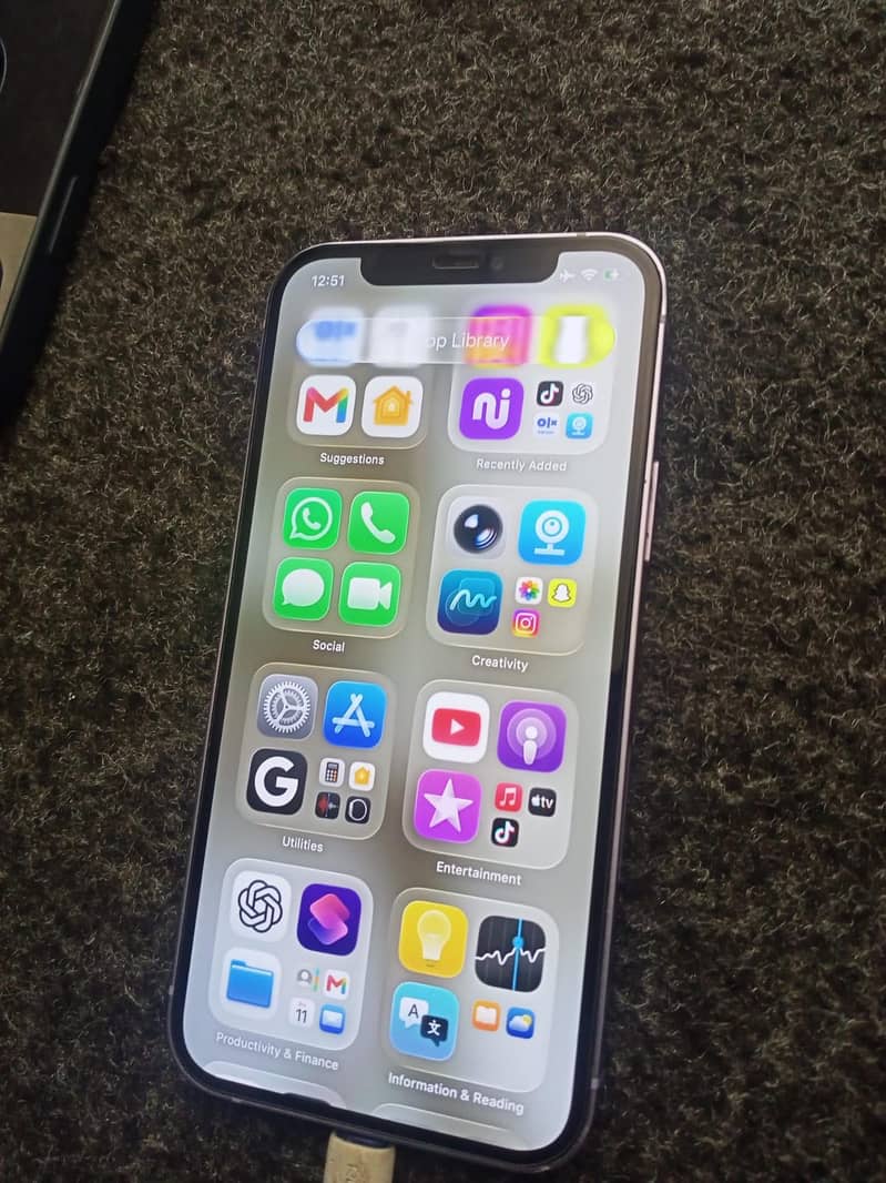 Apple iPhone 12 1