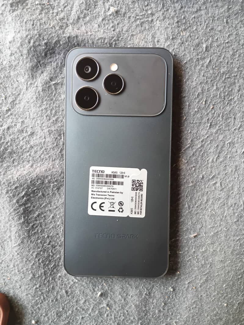 Tecno SPARK 40 1