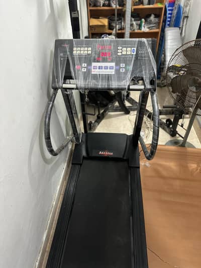 Exercise ( Auto incline treadmill) advance brand