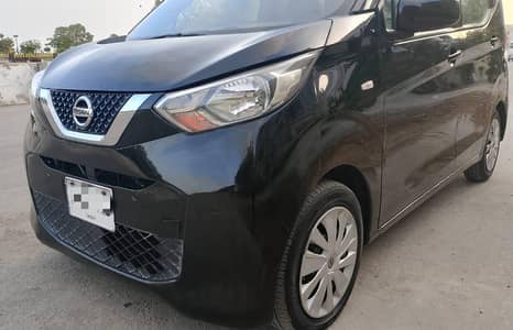Nissan Dayz 2019 red 2022