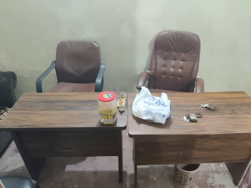 table chear 2