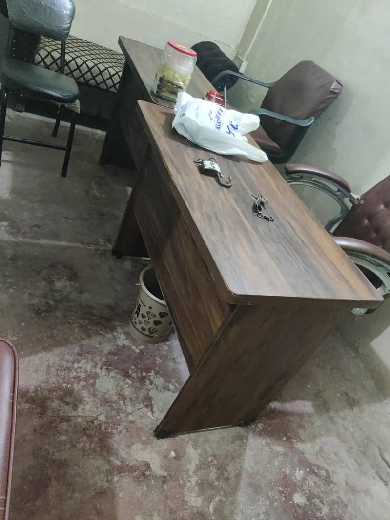 table chear 6