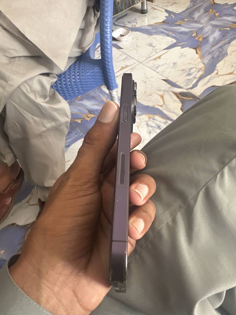 Apple iPhone 14 Pro Max 2