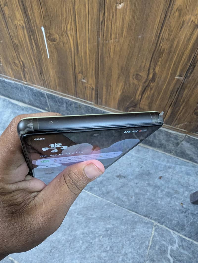 Google Pixel 6 5