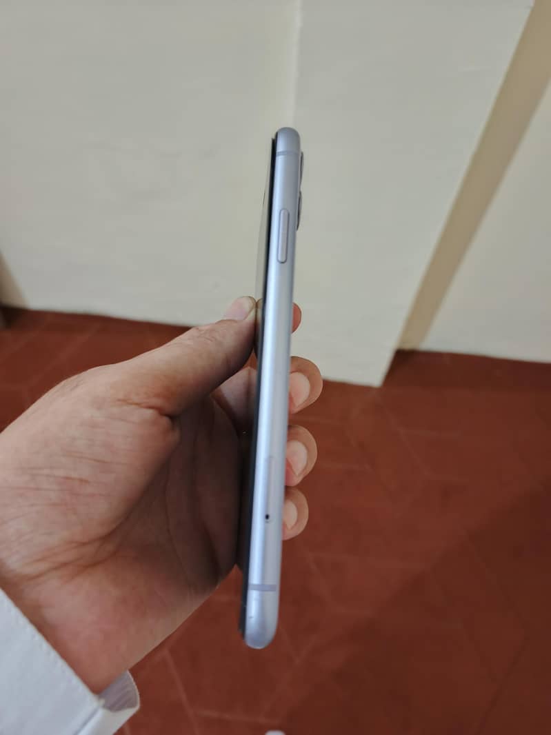 Apple iPhone 11 1