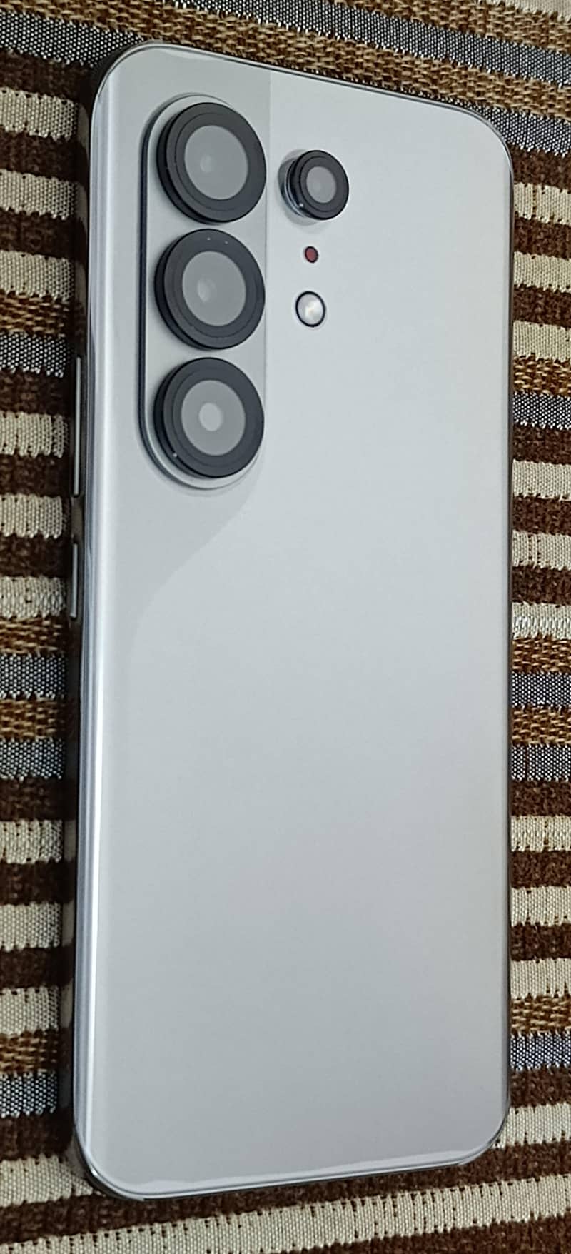 TECNO CAMON 50 PRO 0