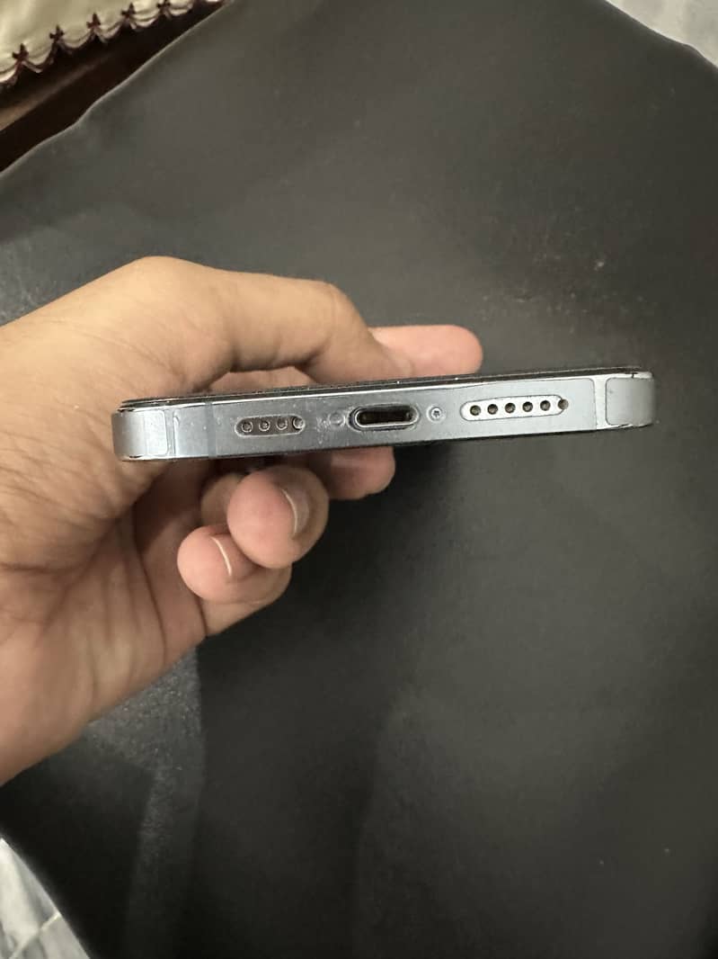 iPhone 13 Pro Max jv 6