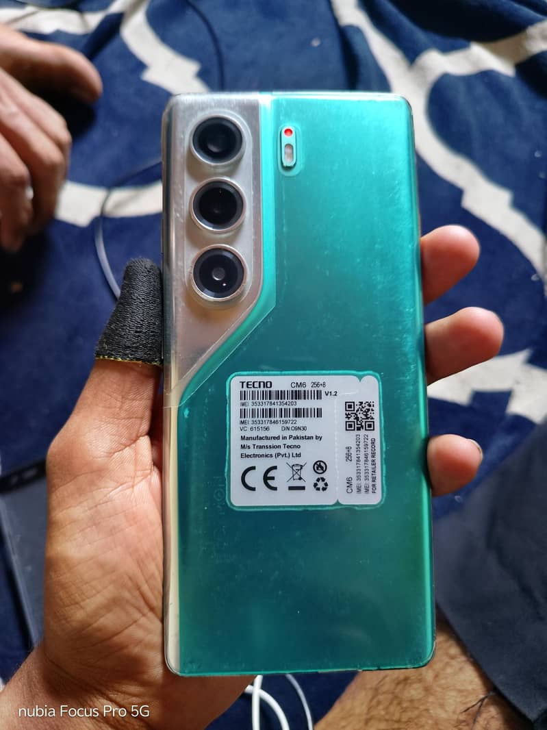 Tecno CAMON 40 Pro 0