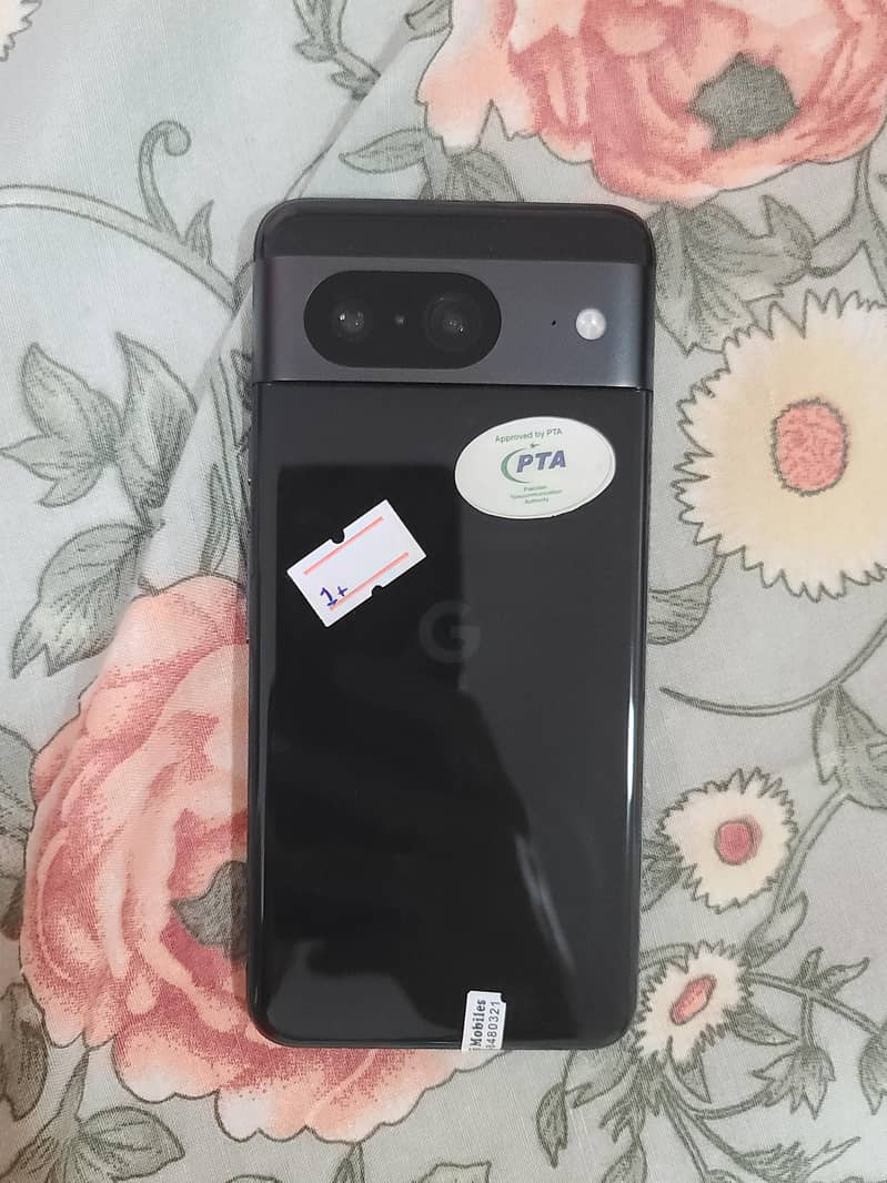 Google Pixel 8 4