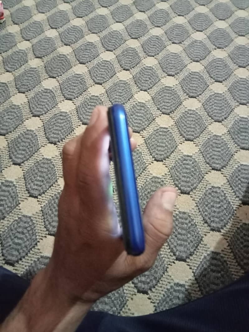 Realme C2 3
