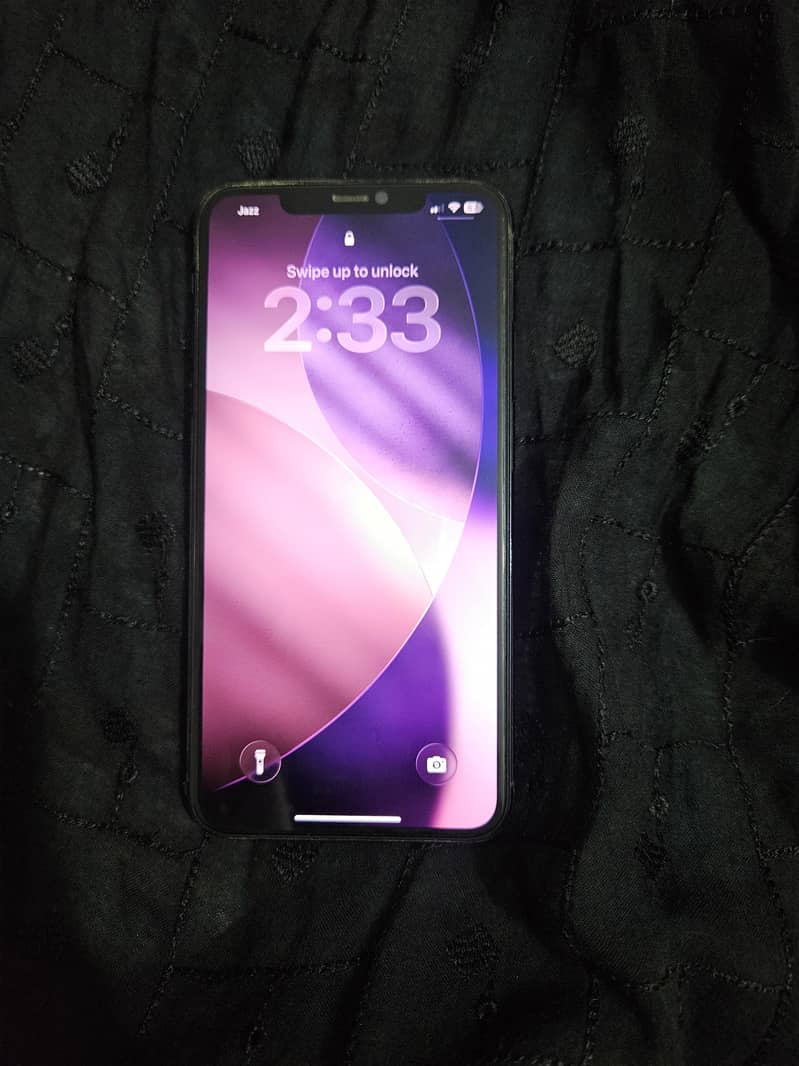 Apple iPhone 11 Pro Max 1