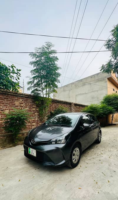 Toyota Vitz 2017
