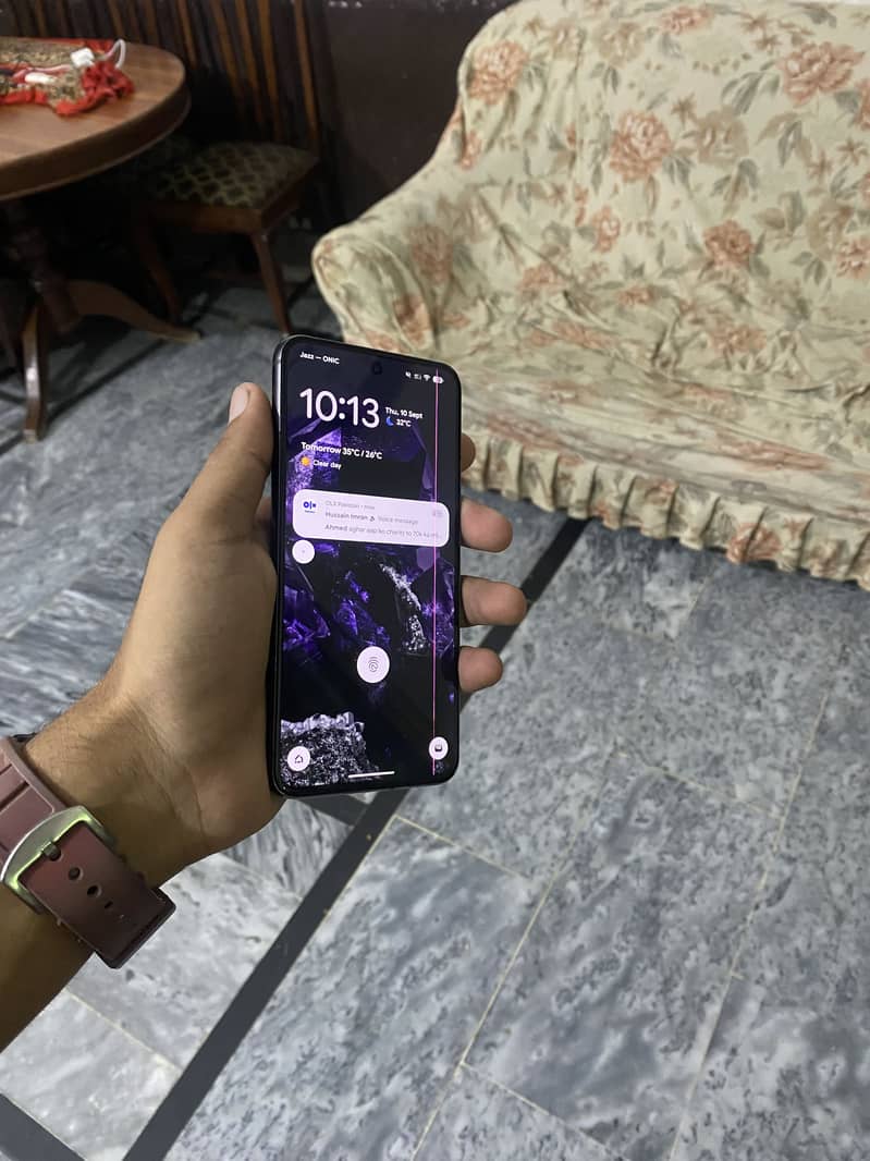 Google Pixel 8 2