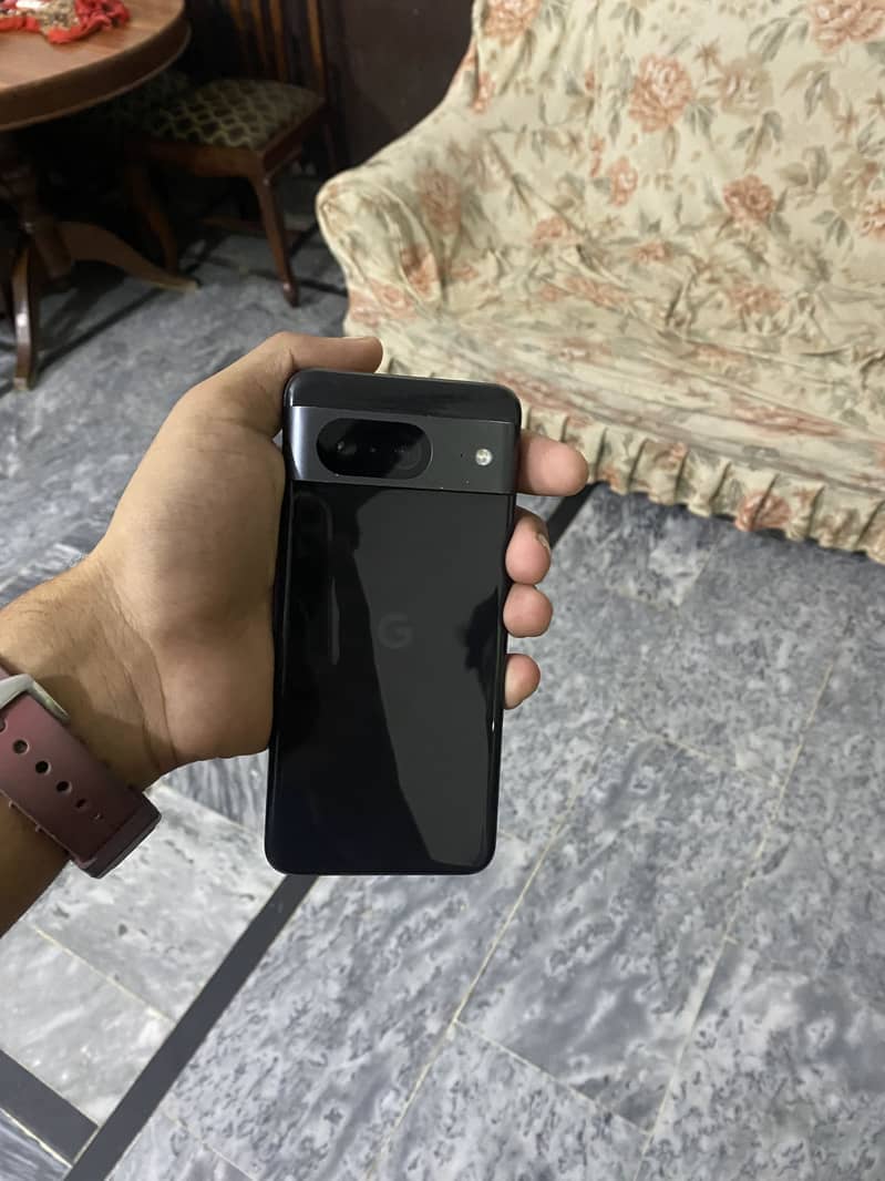 Google Pixel 8 3