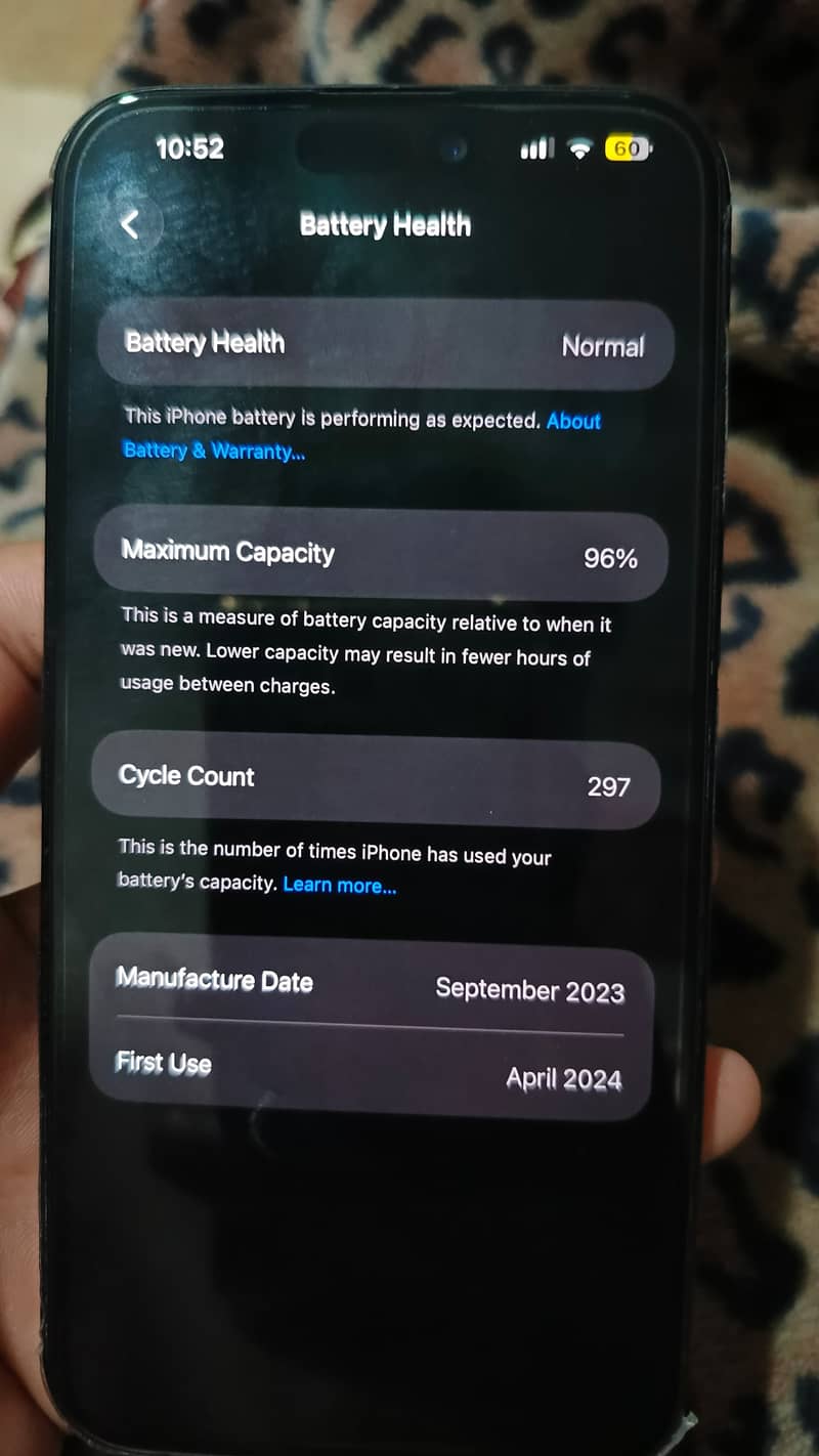 Apple iPhone 15 Pro Max 2