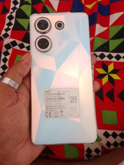 Tecno CAMON 20