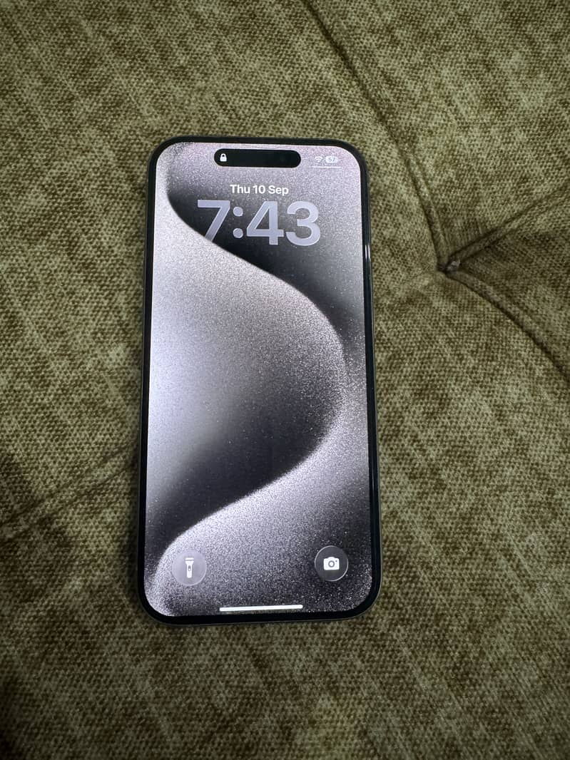 Apple iPhone 15 Pro 1