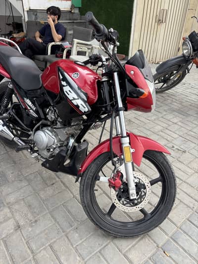 Yamaha ybr 2025