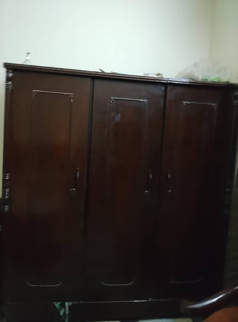 Wardrobes 0
