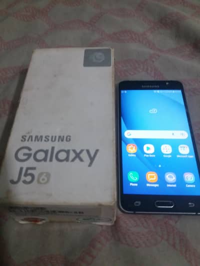 Samsung Mobile J510 WITH BOX