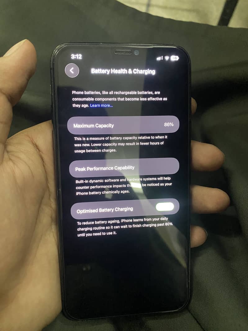Apple iPhone 11 Pro Max 2