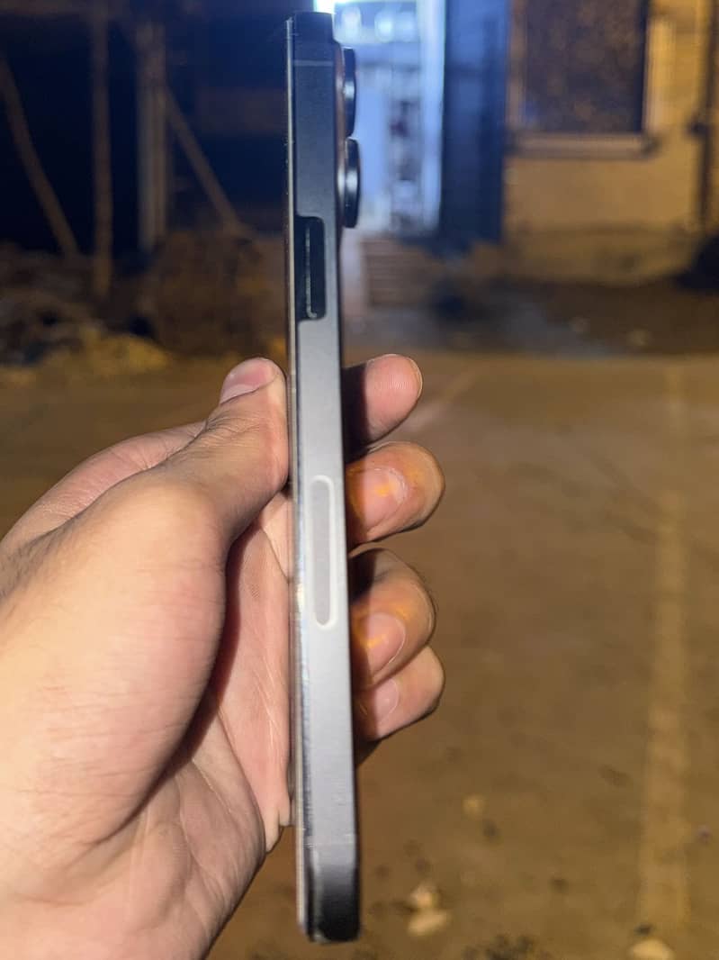 Apple iPhone 14 Pro Max 2