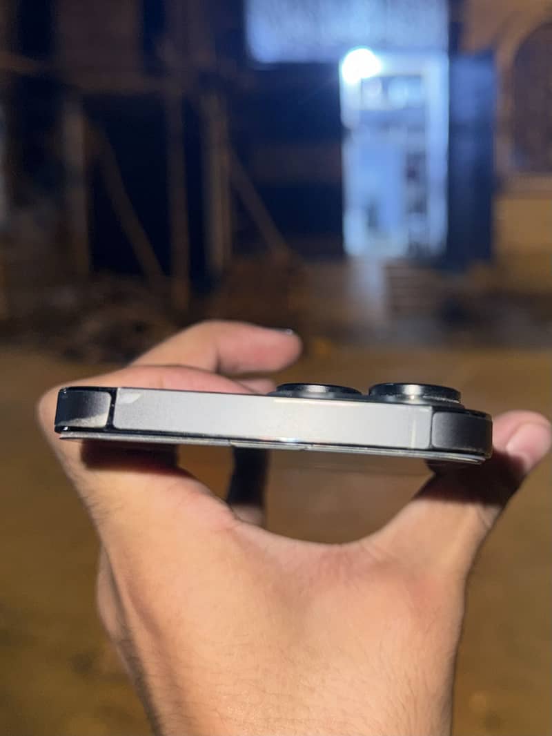 Apple iPhone 14 Pro Max 4