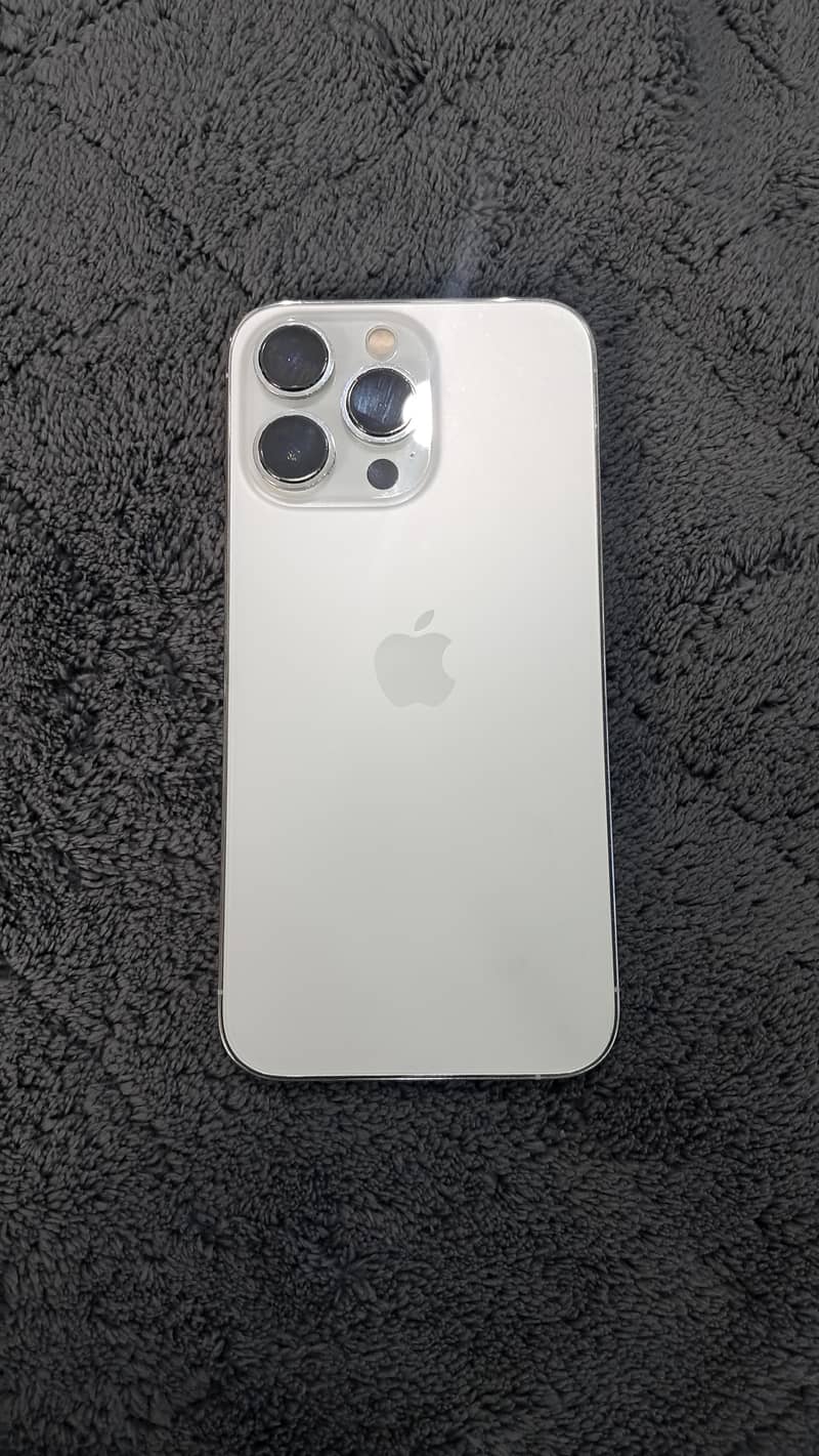 Apple iPhone 13 Pro 0
