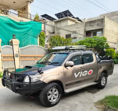 Toyota Hilux 2007 (exchange possible) only call no message