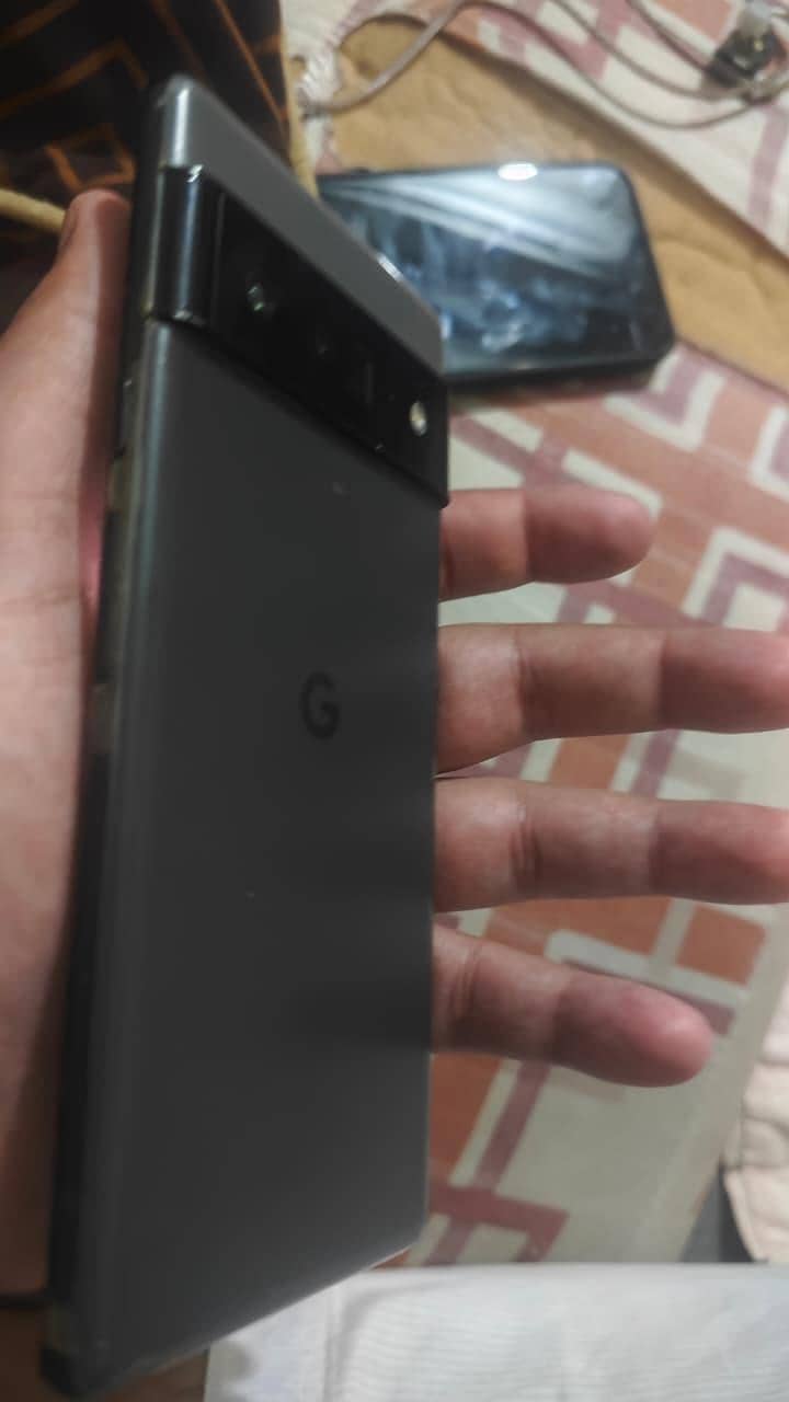 Google Pixel 6 Pro 2