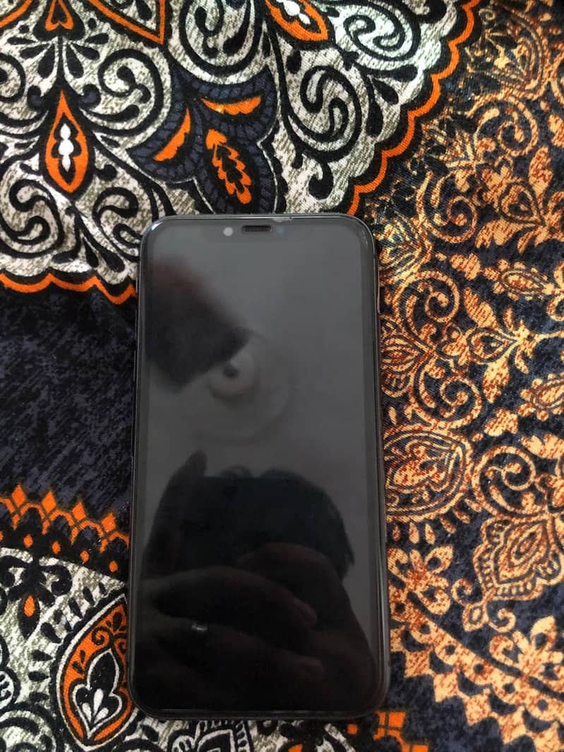 Apple iPhone 11 1