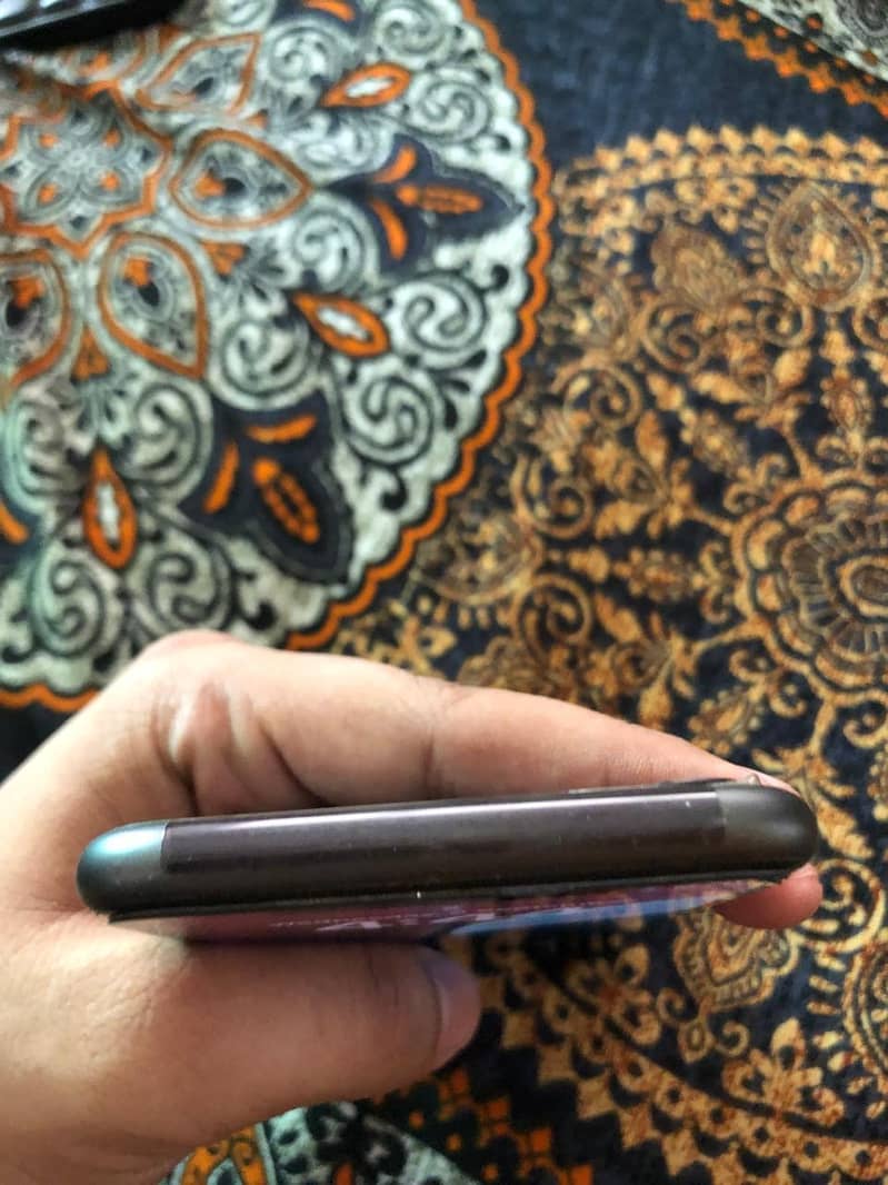 Apple iPhone 11 2