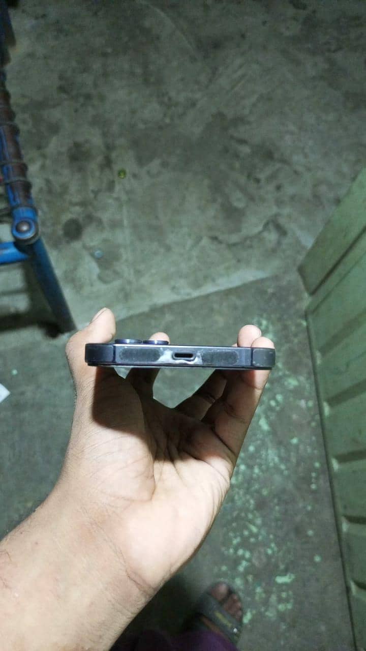 Apple iPhone 14 Pro Max 1
