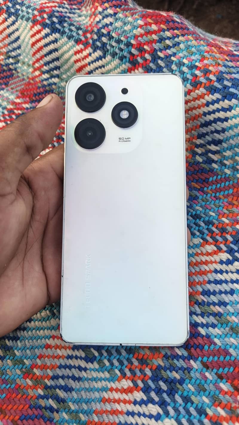 tecno 0